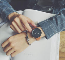 Load image into Gallery viewer, Minimalist stylish men quartz watch
